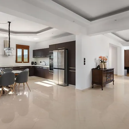 Vento Estivo Mansion Villa *