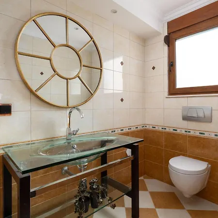 Villa Vento Estivo Mansion