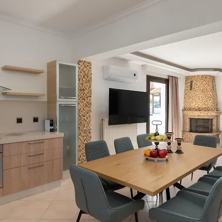 Villa Vento Estivo Mansion *