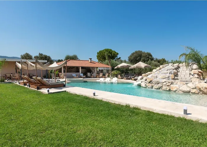 Vento Estivo Mansion فيلة Pastida